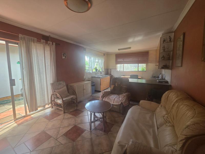 4 Bedroom Property for Sale in Klippoortje Gauteng