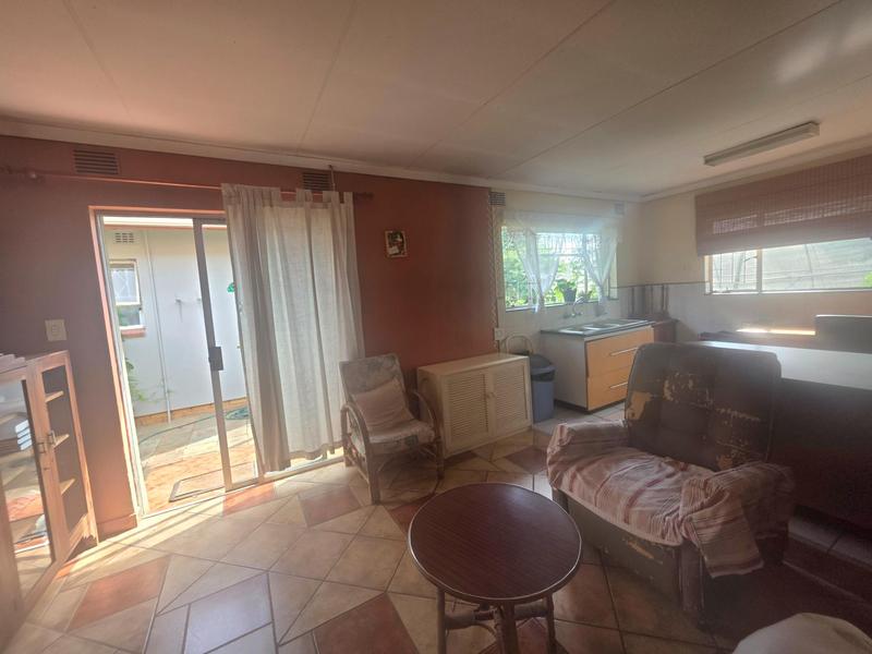 4 Bedroom Property for Sale in Klippoortje Gauteng