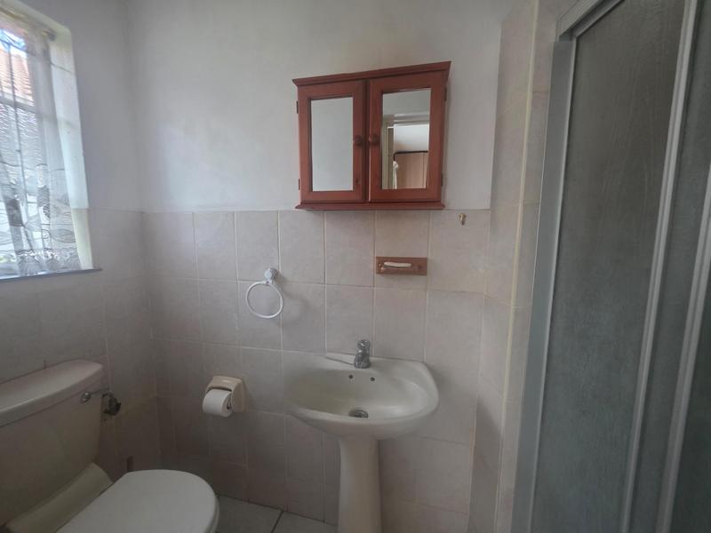 4 Bedroom Property for Sale in Klippoortje Gauteng