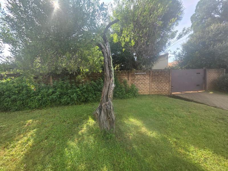 4 Bedroom Property for Sale in Klippoortje Gauteng