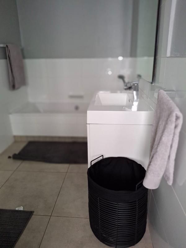 To Let 3 Bedroom Property for Rent in Oaklands Gauteng