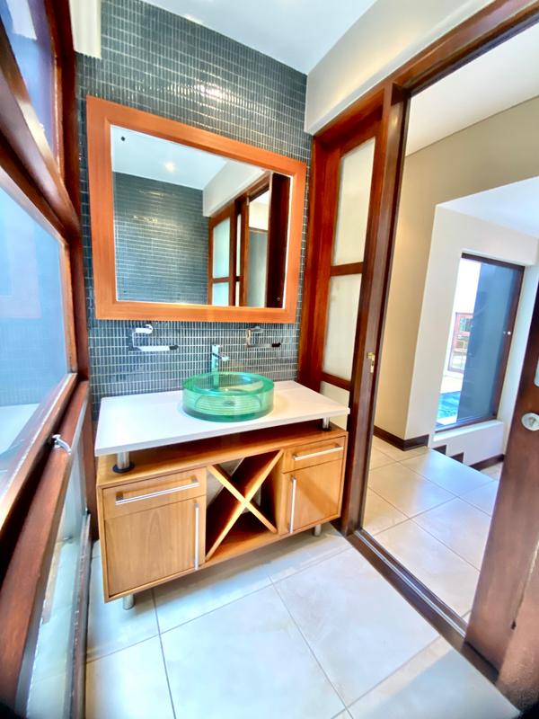 To Let 6 Bedroom Property for Rent in Benmore Gardens Gauteng