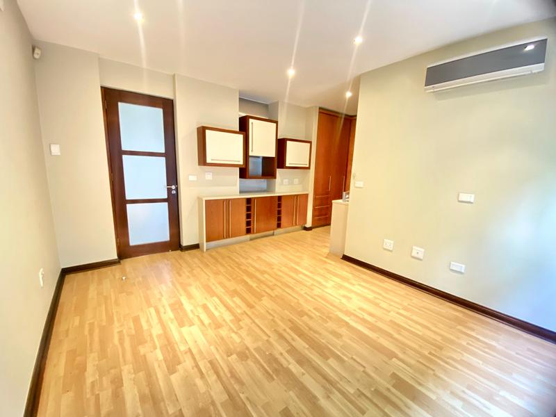 To Let 6 Bedroom Property for Rent in Benmore Gardens Gauteng