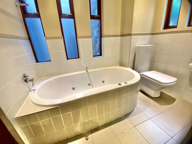 To Let 6 Bedroom Property for Rent in Benmore Gardens Gauteng