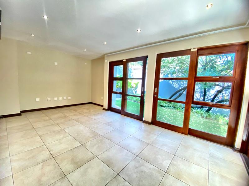 To Let 6 Bedroom Property for Rent in Benmore Gardens Gauteng