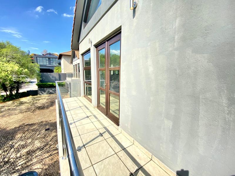 To Let 6 Bedroom Property for Rent in Benmore Gardens Gauteng