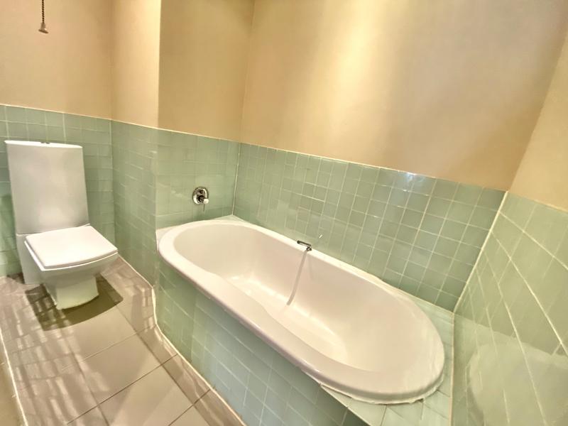 To Let 6 Bedroom Property for Rent in Benmore Gardens Gauteng