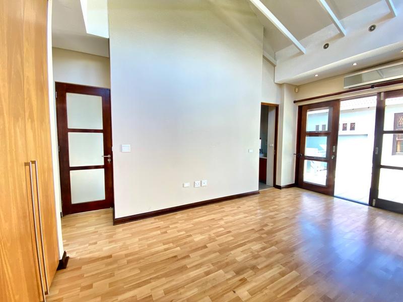 To Let 6 Bedroom Property for Rent in Benmore Gardens Gauteng