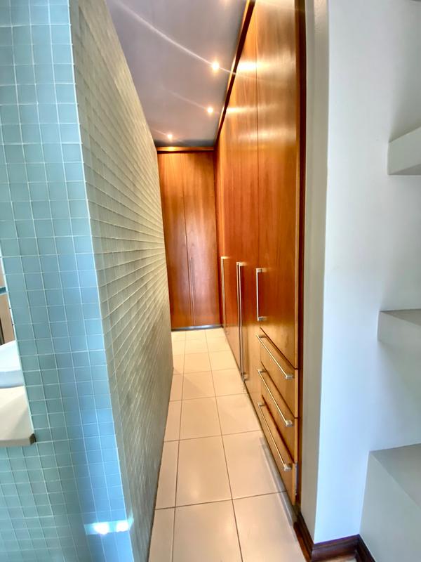 To Let 6 Bedroom Property for Rent in Benmore Gardens Gauteng