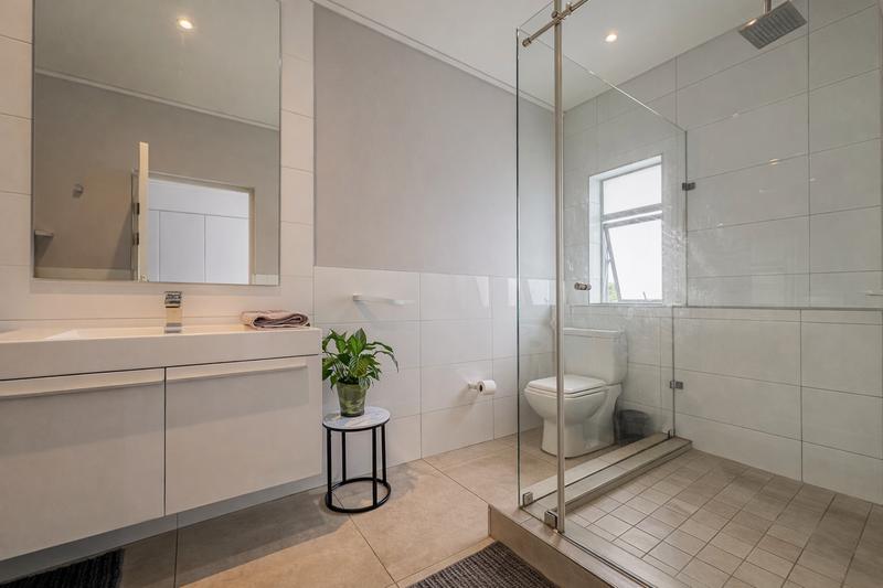3 Bedroom Property for Sale in Oaklands Gauteng