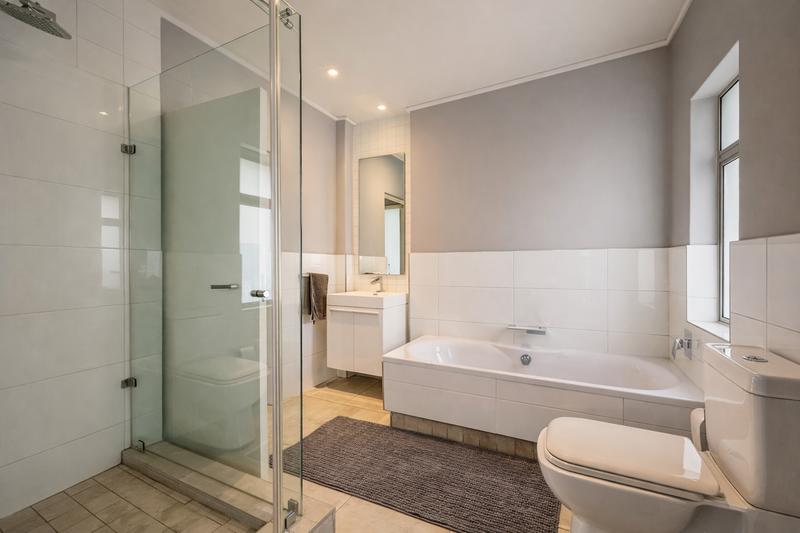 3 Bedroom Property for Sale in Oaklands Gauteng