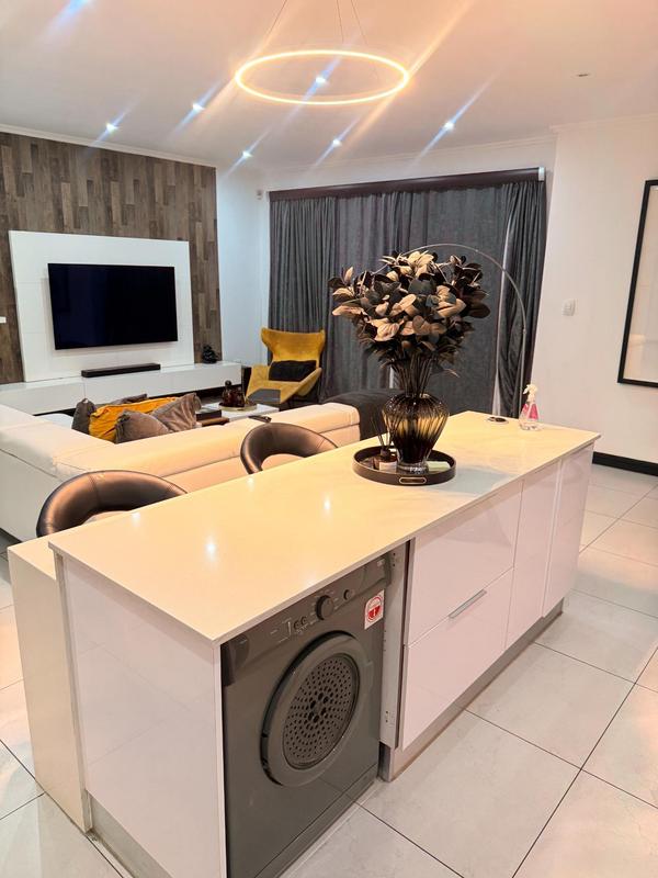 3 Bedroom Property for Sale in Bryanston Gauteng