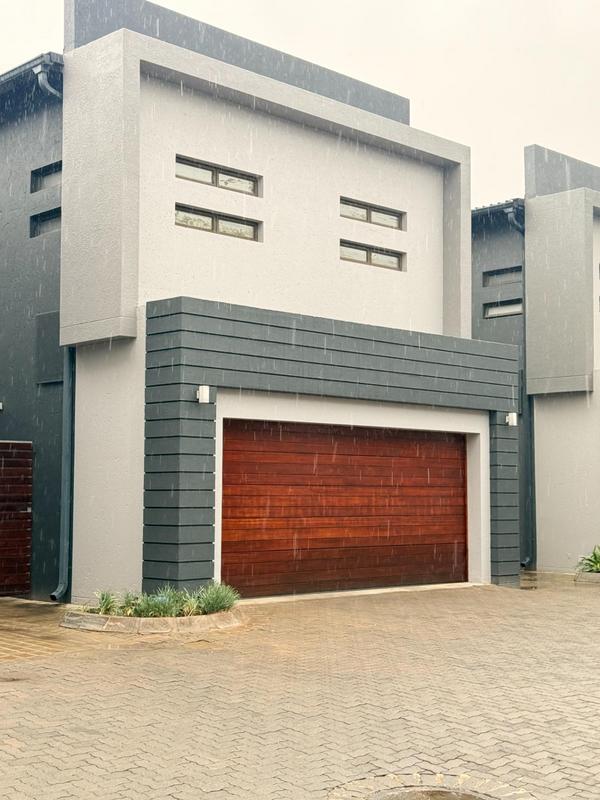 3 Bedroom Property for Sale in Bryanston Gauteng