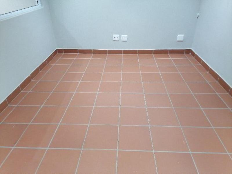 To Let Commercial Property for Rent in Clubview Gauteng