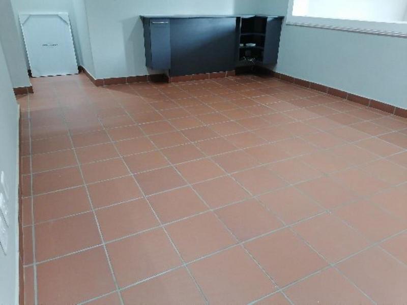 To Let Commercial Property for Rent in Clubview Gauteng