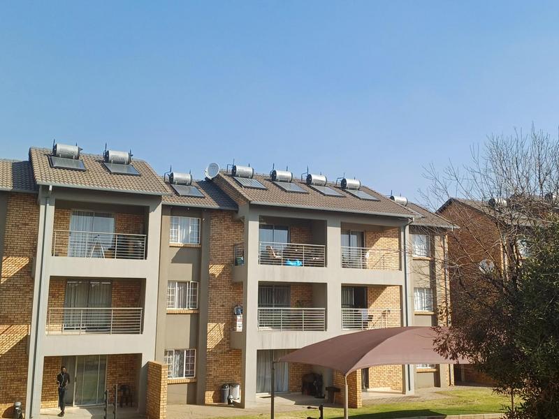 2 Bedroom Property for Sale in Stone Ridge Gauteng