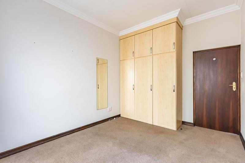 4 Bedroom Property for Sale in Waterkloof Ridge Gauteng