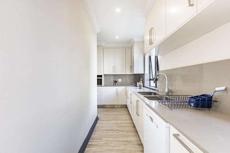 4 Bedroom Property for Sale in Waterkloof Ridge Gauteng