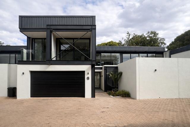 4 Bedroom Property for Sale in Houghton Gauteng