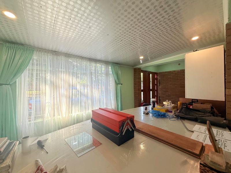6 Bedroom Property for Sale in Vanderbijlpark CE 2 Gauteng