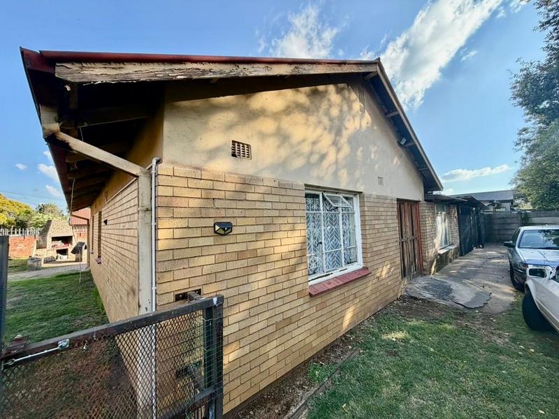6 Bedroom Property for Sale in Vanderbijlpark CE 2 Gauteng