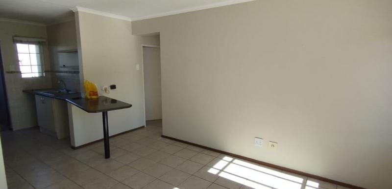 To Let 2 Bedroom Property for Rent in Brentwood Gauteng