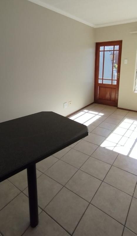 To Let 2 Bedroom Property for Rent in Brentwood Gauteng