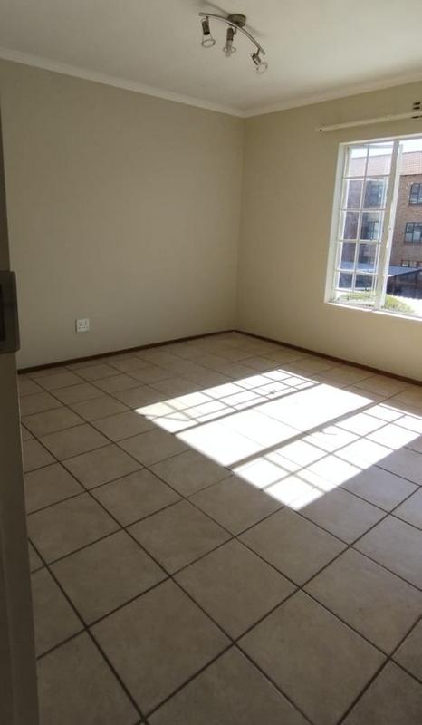 To Let 2 Bedroom Property for Rent in Brentwood Gauteng