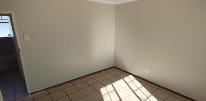 To Let 2 Bedroom Property for Rent in Brentwood Gauteng
