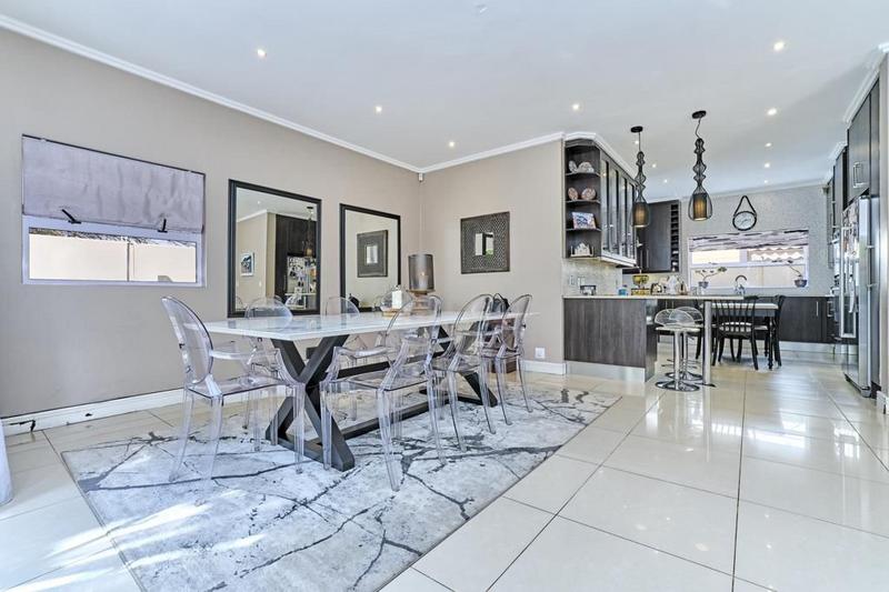 3 Bedroom Property for Sale in Oaklands Gauteng