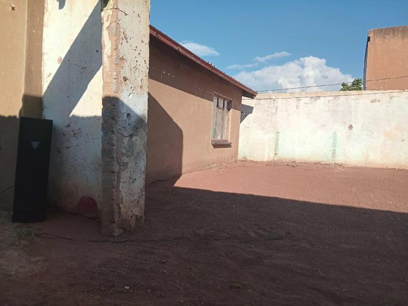 2 Bedroom Property for Sale in Mabopane Gauteng