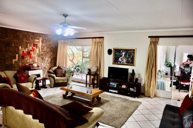 3 Bedroom Property for Sale in Brackenhurst Gauteng