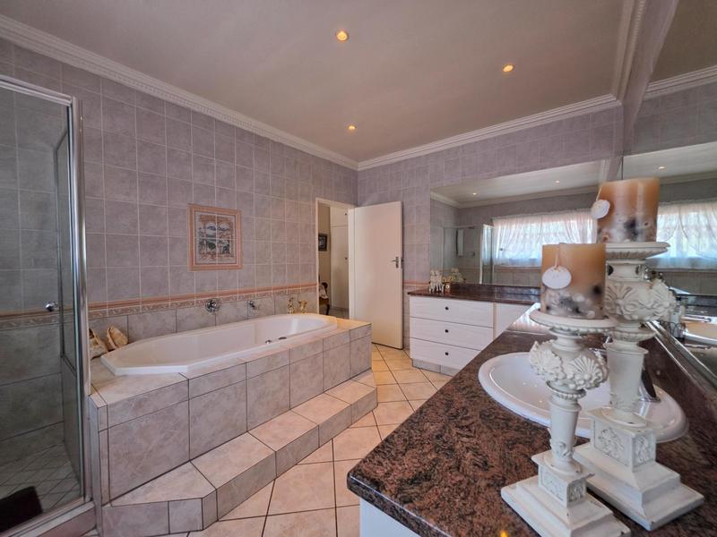 4 Bedroom Property for Sale in Randhart Gauteng