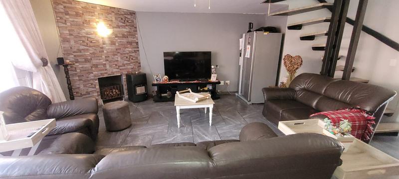 2 Bedroom Property for Sale in Raceview Gauteng