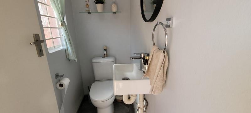 2 Bedroom Property for Sale in Raceview Gauteng