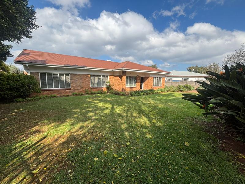 4 Bedroom Property for Sale in Florida North Gauteng