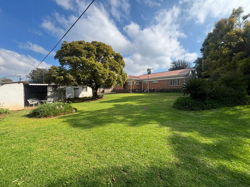 4 Bedroom Property for Sale in Florida North Gauteng