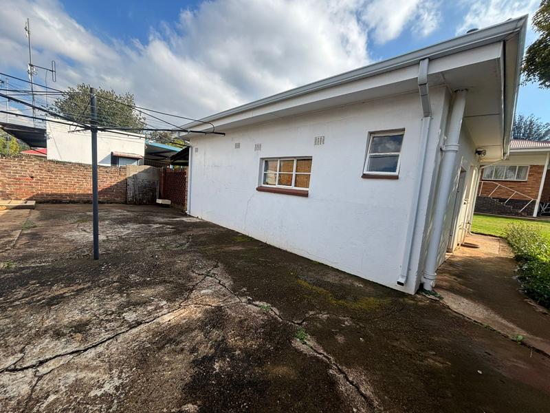 4 Bedroom Property for Sale in Florida North Gauteng