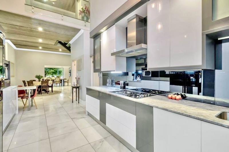 6 Bedroom Property for Sale in Morningside Gauteng