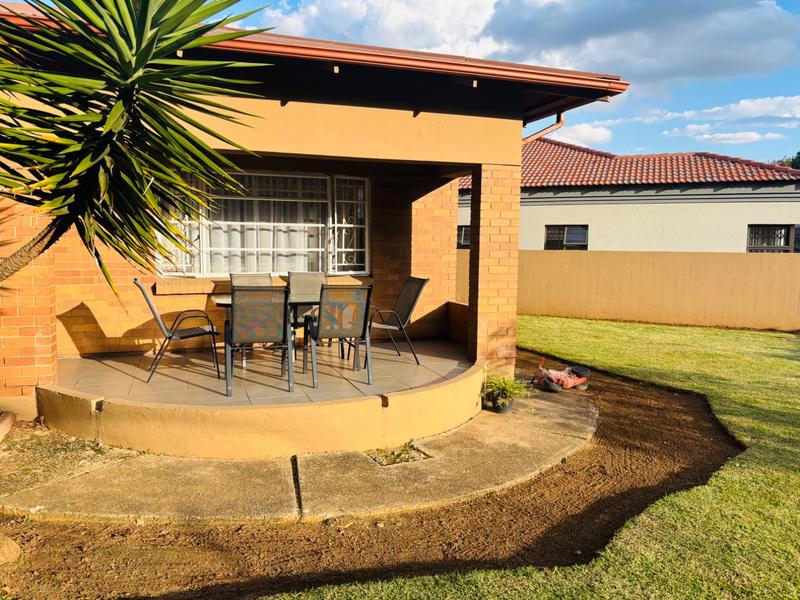 3 Bedroom Property for Sale in Vanderbijlpark Cw 6 Gauteng
