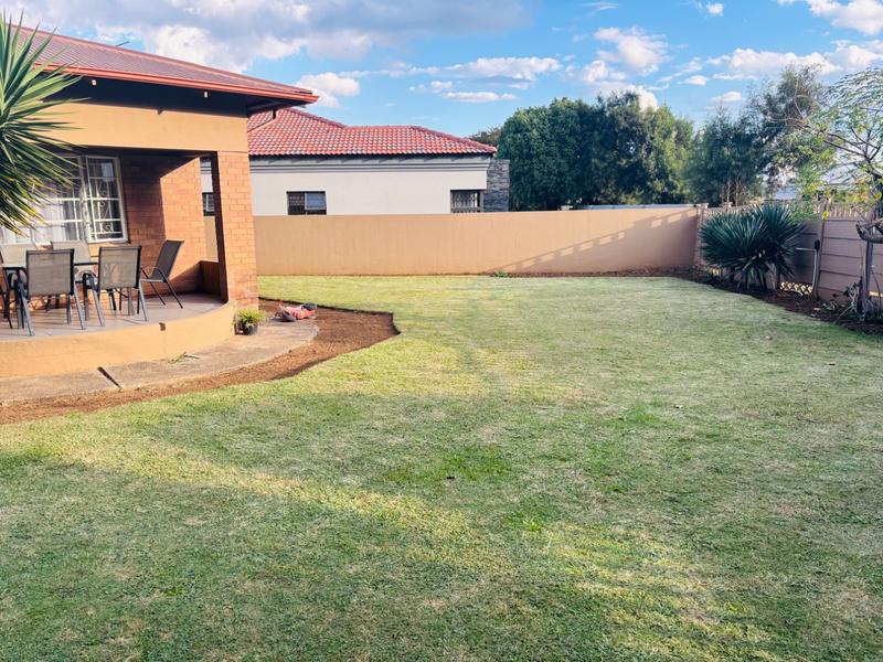 3 Bedroom Property for Sale in Vanderbijlpark Cw 6 Gauteng