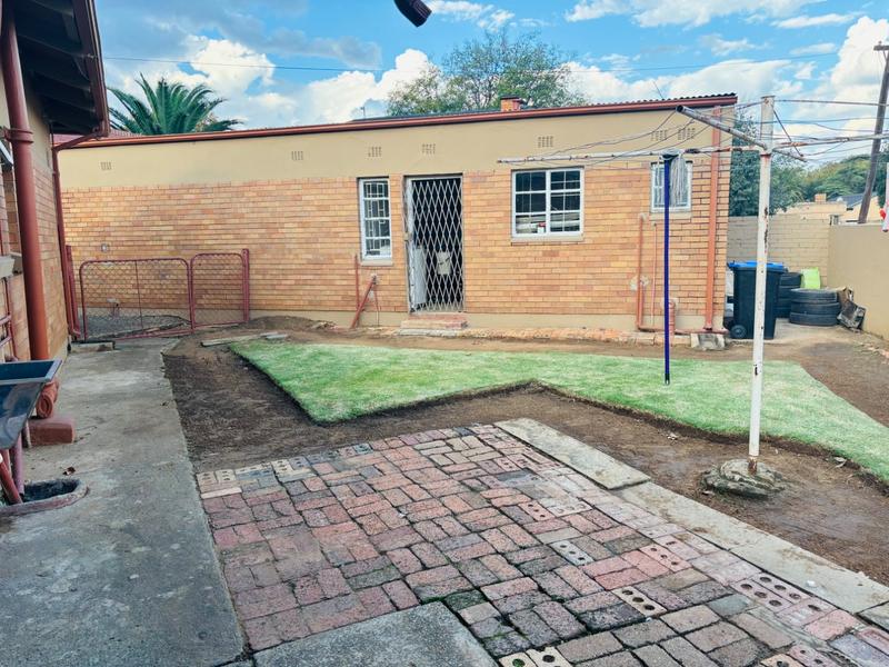 3 Bedroom Property for Sale in Vanderbijlpark Cw 6 Gauteng