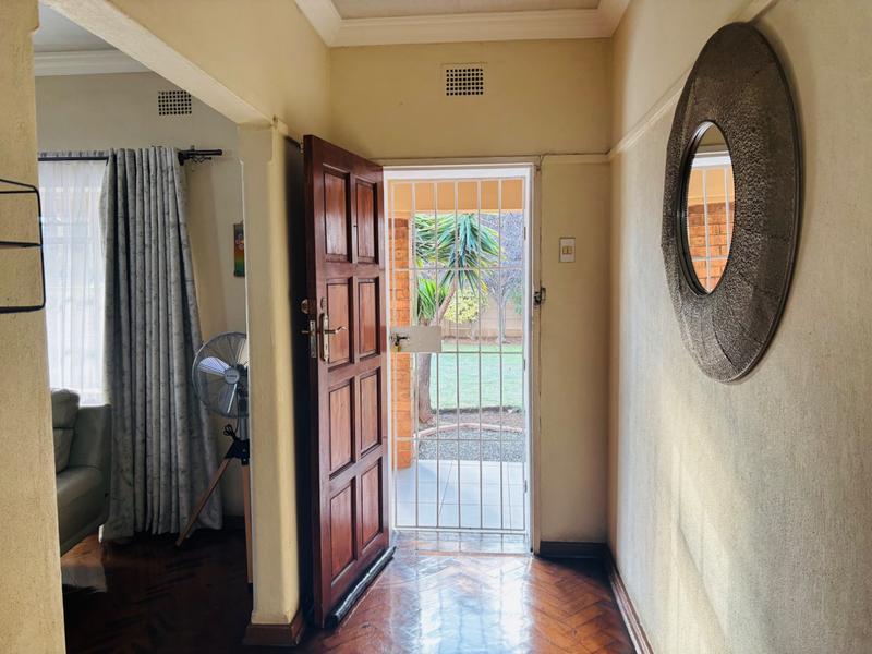 3 Bedroom Property for Sale in Vanderbijlpark Cw 6 Gauteng