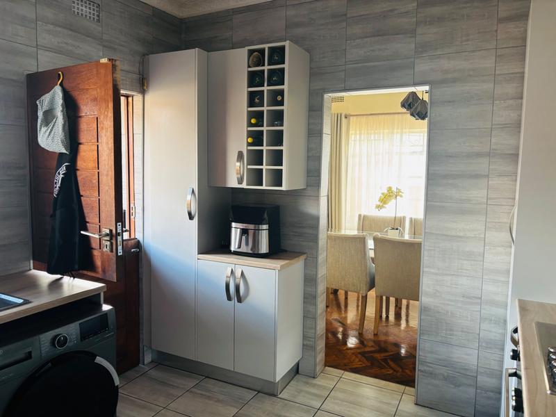 3 Bedroom Property for Sale in Vanderbijlpark Cw 6 Gauteng