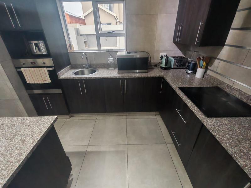 4 Bedroom Property for Sale in Thatchfield Gauteng