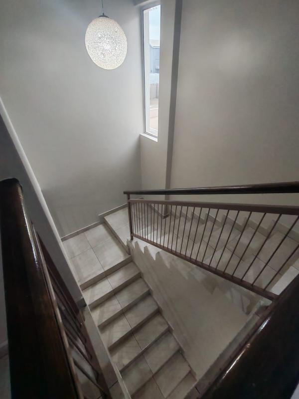 4 Bedroom Property for Sale in Thatchfield Gauteng