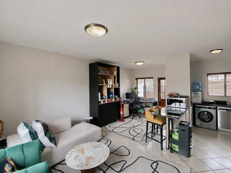 2 Bedroom Property for Sale in Noordwyk Gauteng