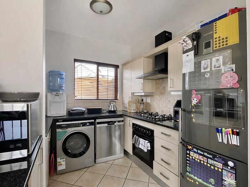 2 Bedroom Property for Sale in Noordwyk Gauteng