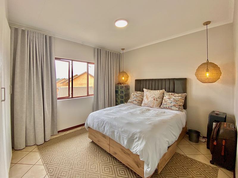 2 Bedroom Property for Sale in Noordwyk Gauteng