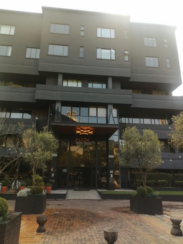 1 Bedroom Property for Sale in Benmore Gardens Gauteng